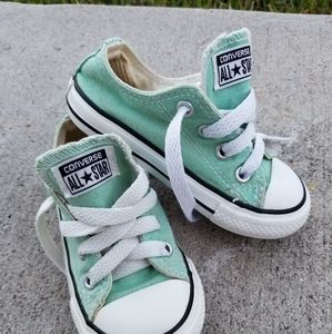 Pool/Robin's Egg Blue Converse Toddler size 6